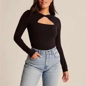 Abercrombie & Fitch Long-Sleeve Seamless Fabric Twist Cutout Bodysuit